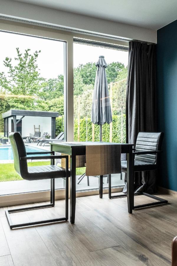 Guesthouse Max Zwijndrecht Bagian luar foto